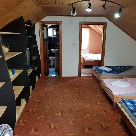 Hompot Accommodation Deva Zewnętrze zdjęcie