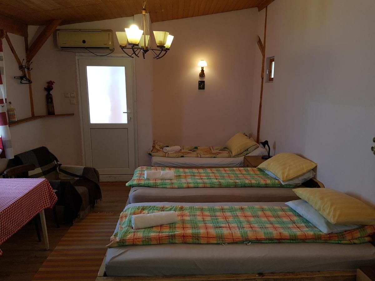 Hompot Accommodation Deva Zewnętrze zdjęcie