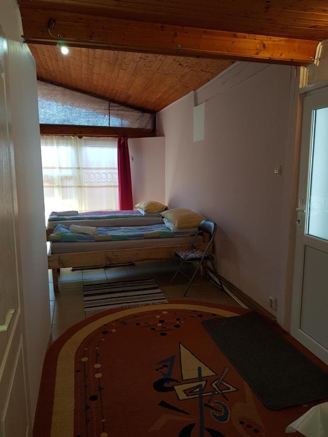 Hompot Accommodation Deva Zewnętrze zdjęcie